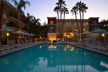 The Plaza at Sherman Oaks pool area 1